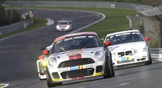 MINI Coupe races at Nurburgring 24 Hour :