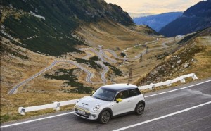 MINI Cooper SE goes for a ride on the Transfagarasan Road in Romania :