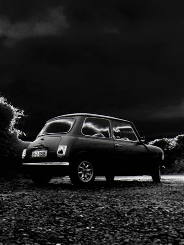 Another artistic shot of Marks Mini Another artistic shot of Marks Mini